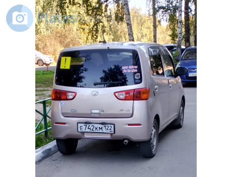е742км122, Daihatsu Max