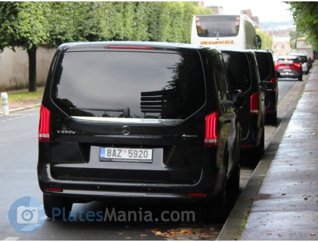 8AZ 5920, Mercedes-Benz V-Klasse