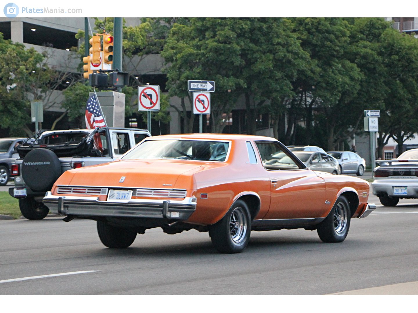 3LVW7, Buick Century 3rd gen (Regal/Custom) 2-door Coupé (57; A-body), 2nd facelift, 1974–1975