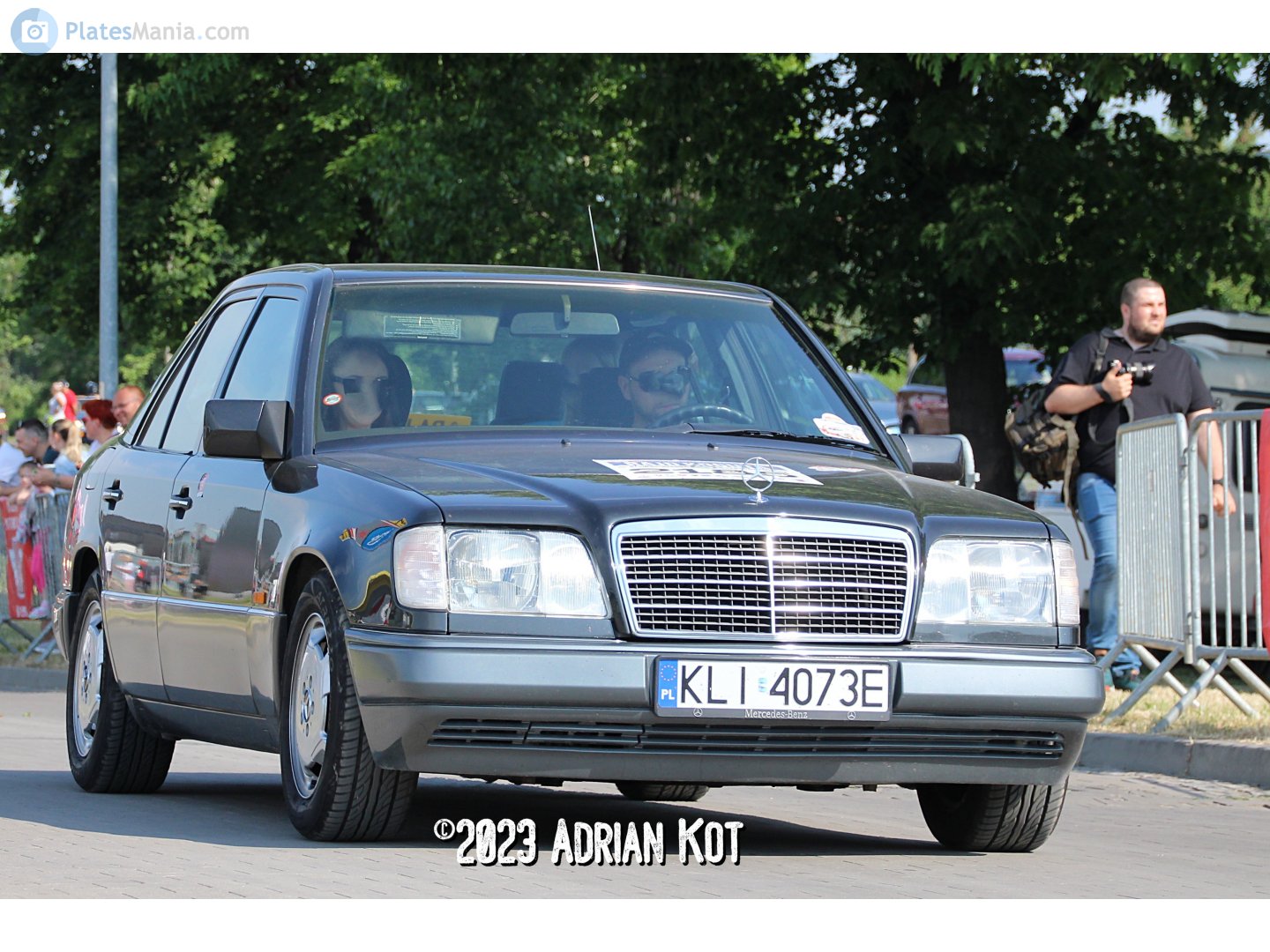 KLI 4073E, Mercedes-Benz E-Klasse 1st gen Sedan (W124), 1984­–1995