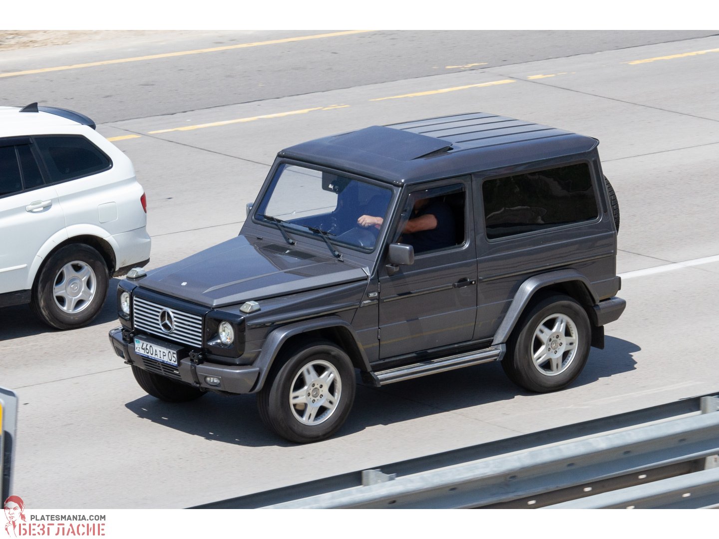 460 AIP 05, Mercedes-Benz G-Klasse 1st gen 3-door SUV (W463), 1990–2006