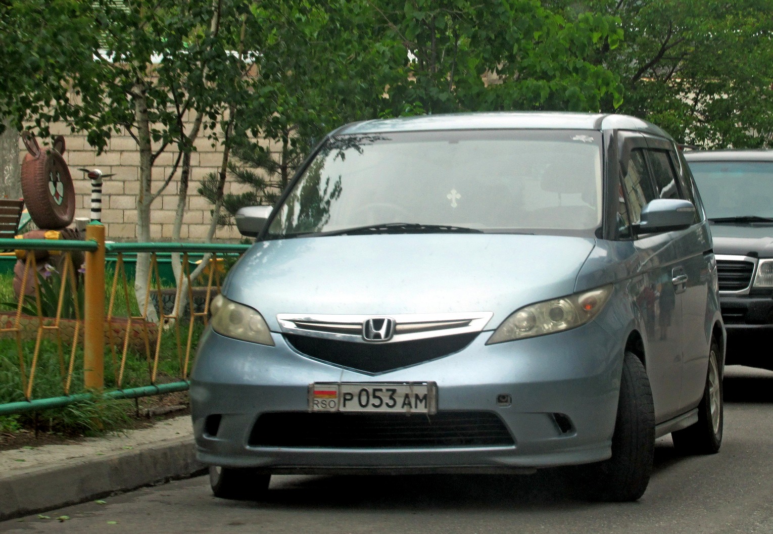 р 053 ам, Honda Elysion 1st gen (RR), 2004–2006