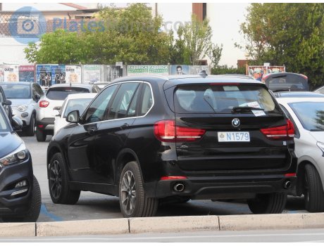 N1579, BMW X5