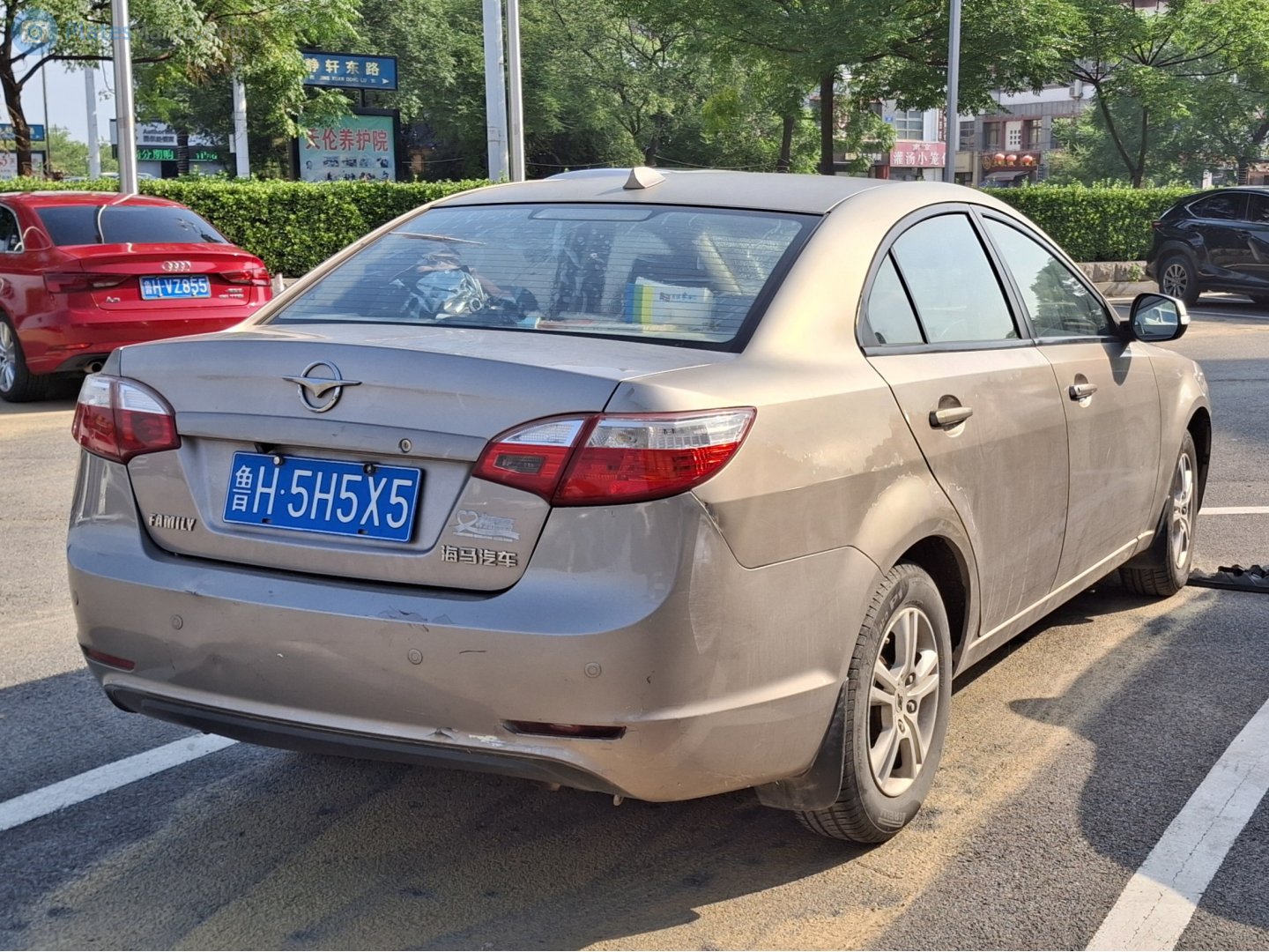 鲁H·5H5X5, Haima Family 2nd gen (Classic) Sedan, 2010–2015