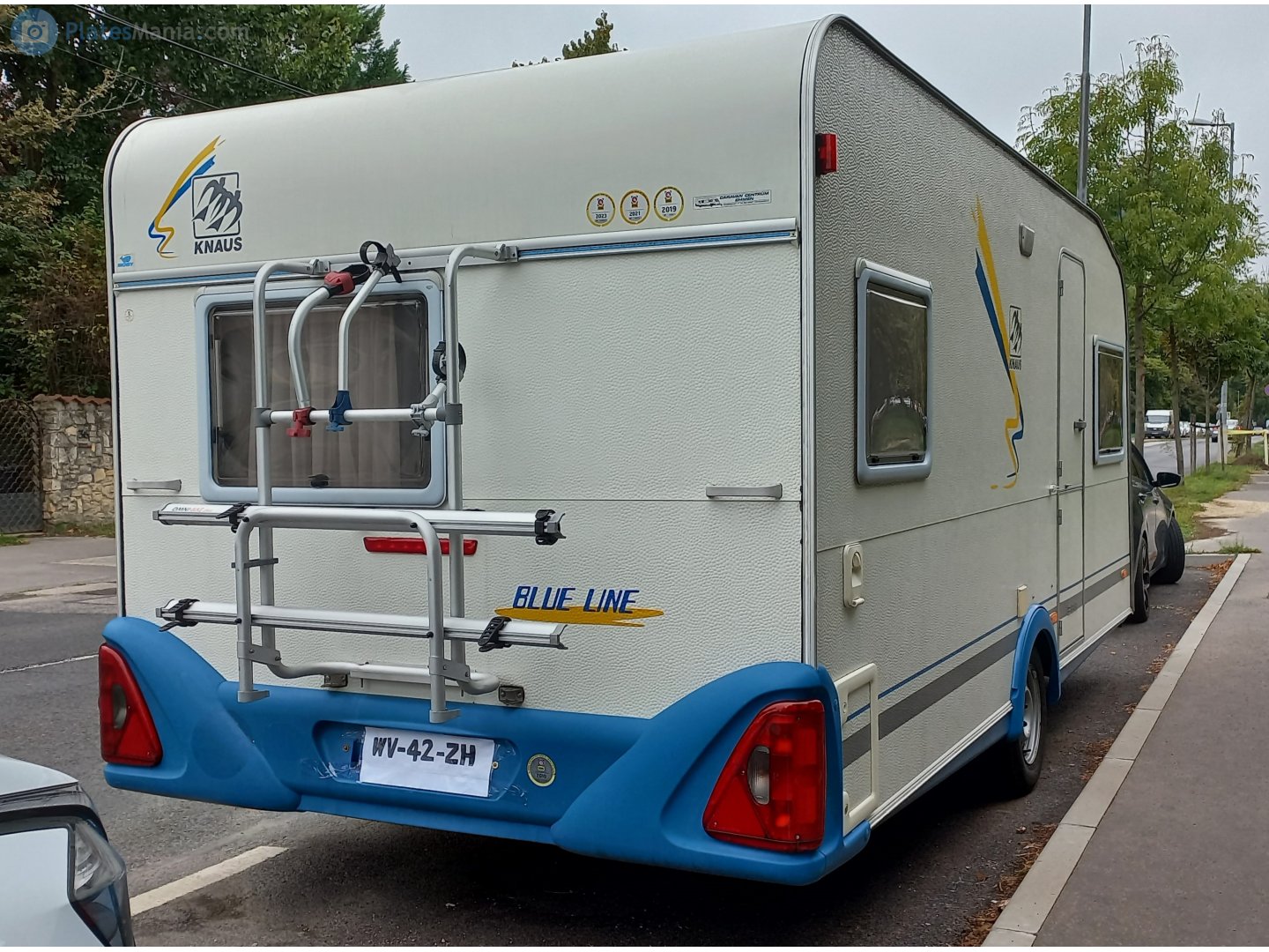 WV-42-ZH, Knaus Blue Line 