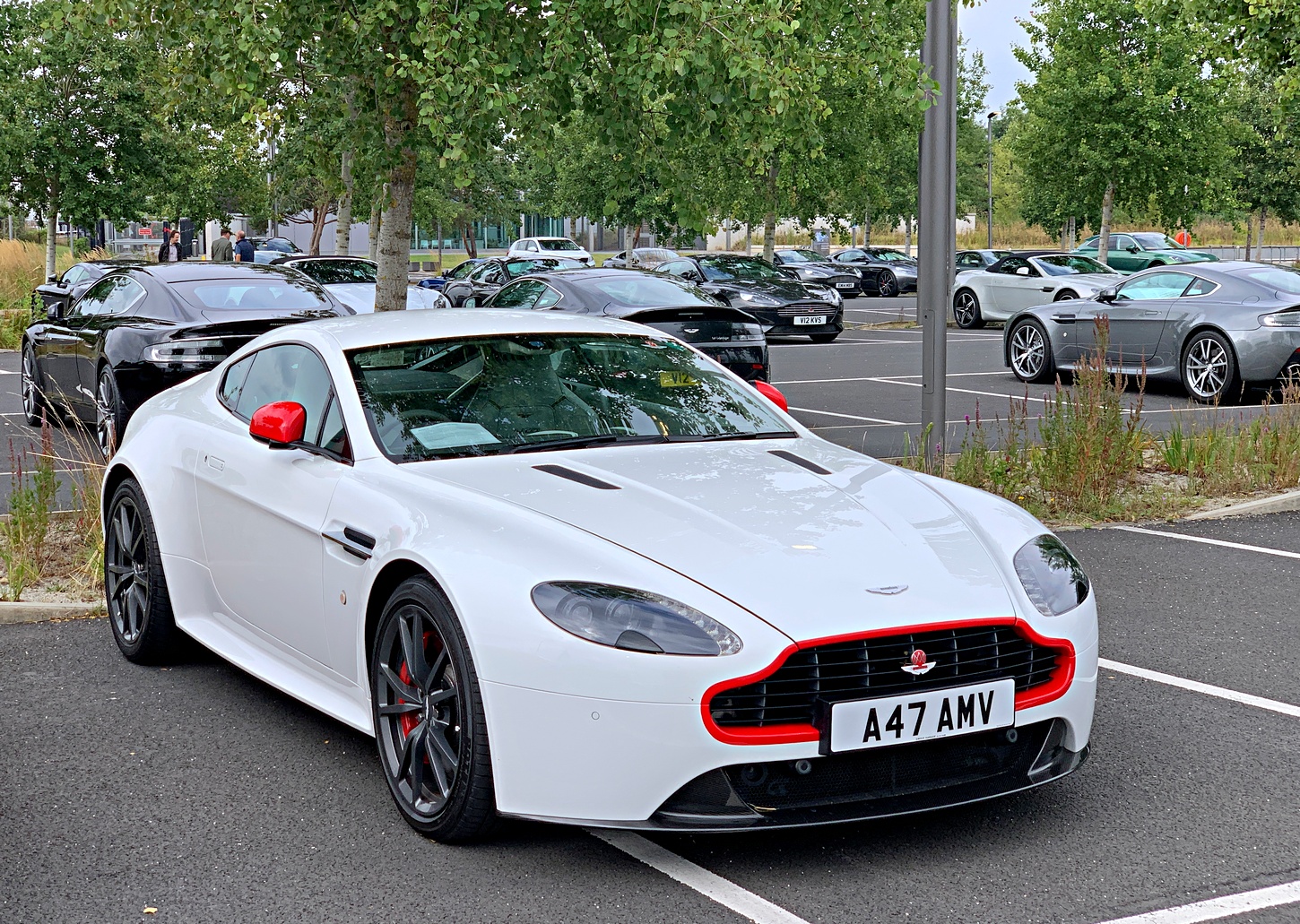 A47AMV, Aston Martin Vantage 1st gen, 2005–2018