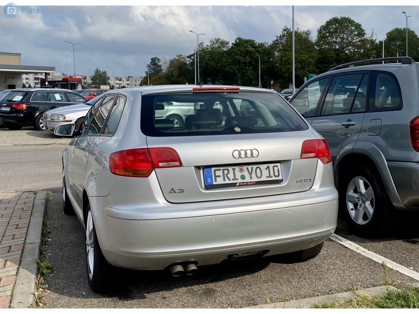 FRI YO 10, Audi A3 2nd gen Sportback (8PA), 2004–2012