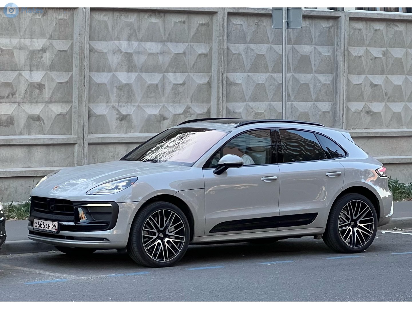 х 666 ан 54, Porsche Macan 1st gen (95B),  1st facelift, 2018–2021