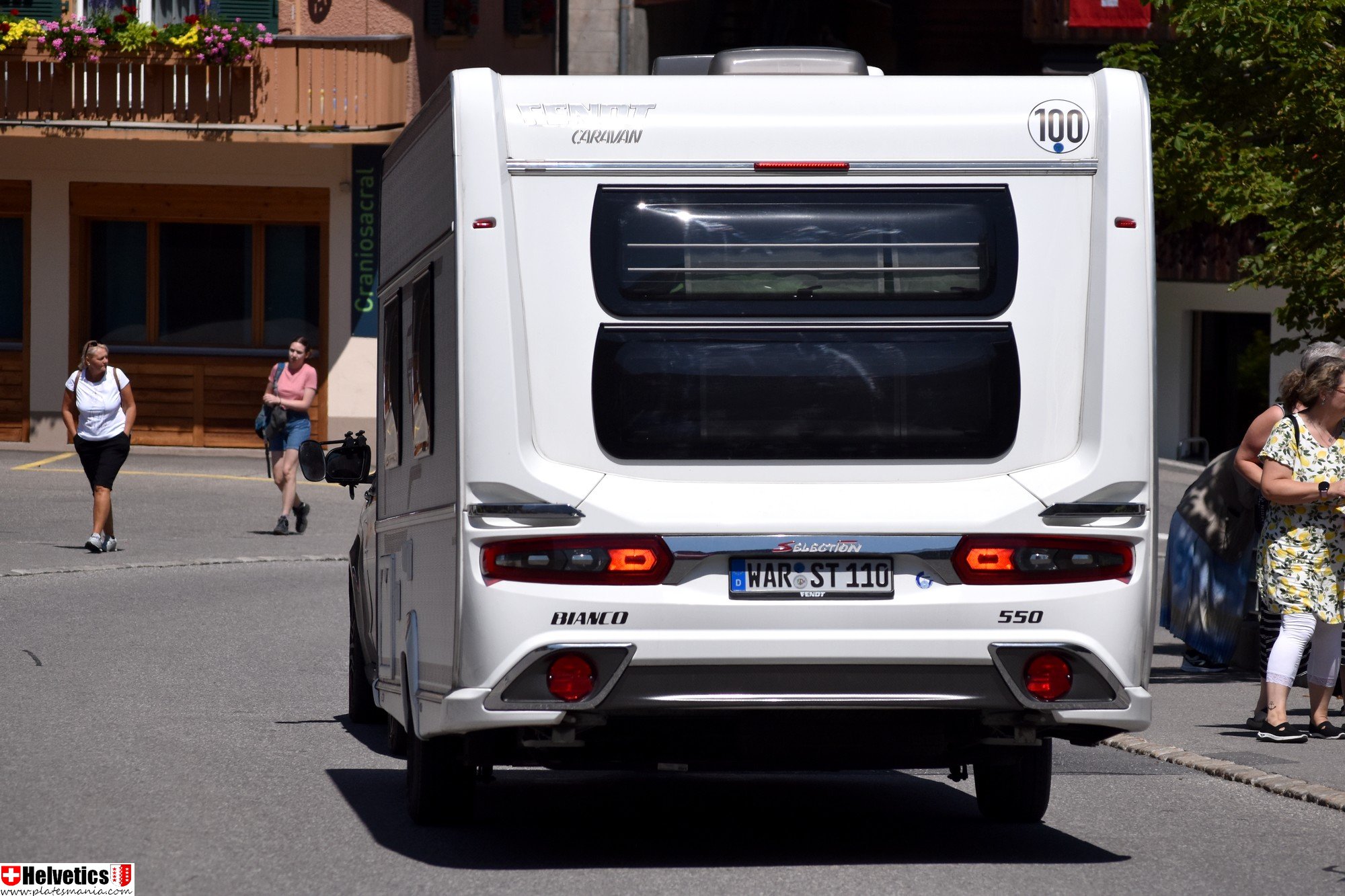 WAR ST 110, Fendt-Caravan Bianco 