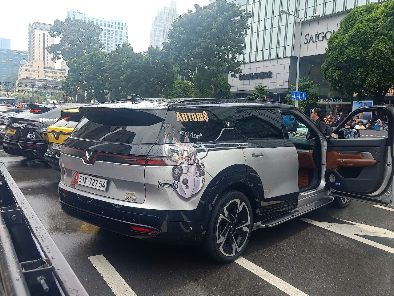 51K-727.54, VinFast VF9 1st gen, 2023–