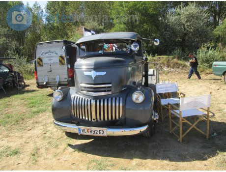 VL 892 EX, Chevrolet COE
