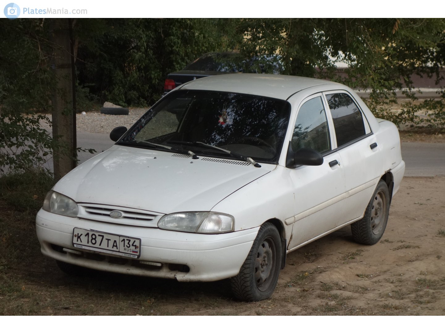 к 187 та 134, Kia Avella 1st gen Delta Sedan (WB), 1994–2000