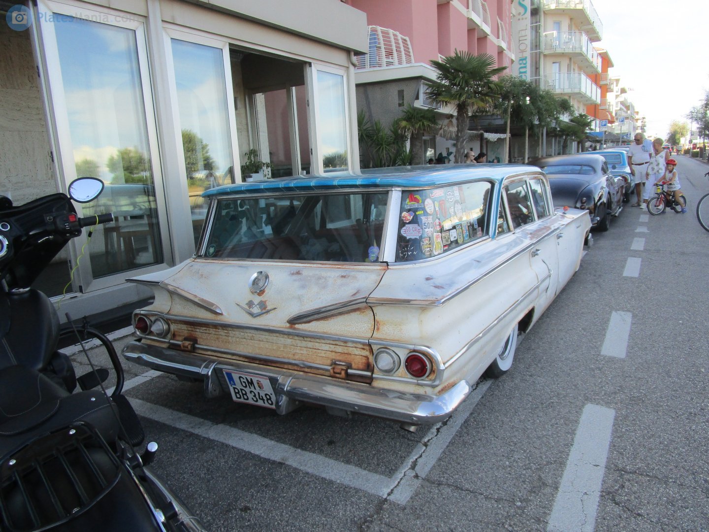 GM BB 348, Chevrolet Parkwood 1st gen 1960 (1535/1635; B-body), facelift, 1959–1960