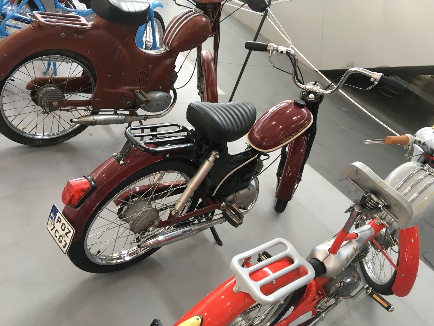 POZ 7CG3, Romet Komar 