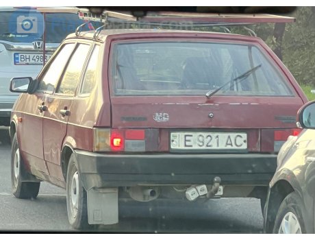 E 921 AC, Lada (VAZ) 2109