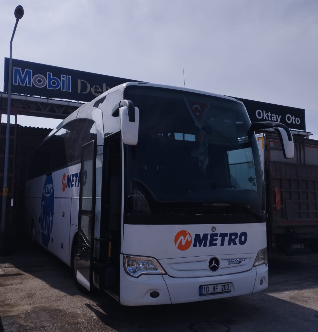 10 HF 203, Mercedes-Benz Travego 2nd gen (RHD/SHD), 2006–2017