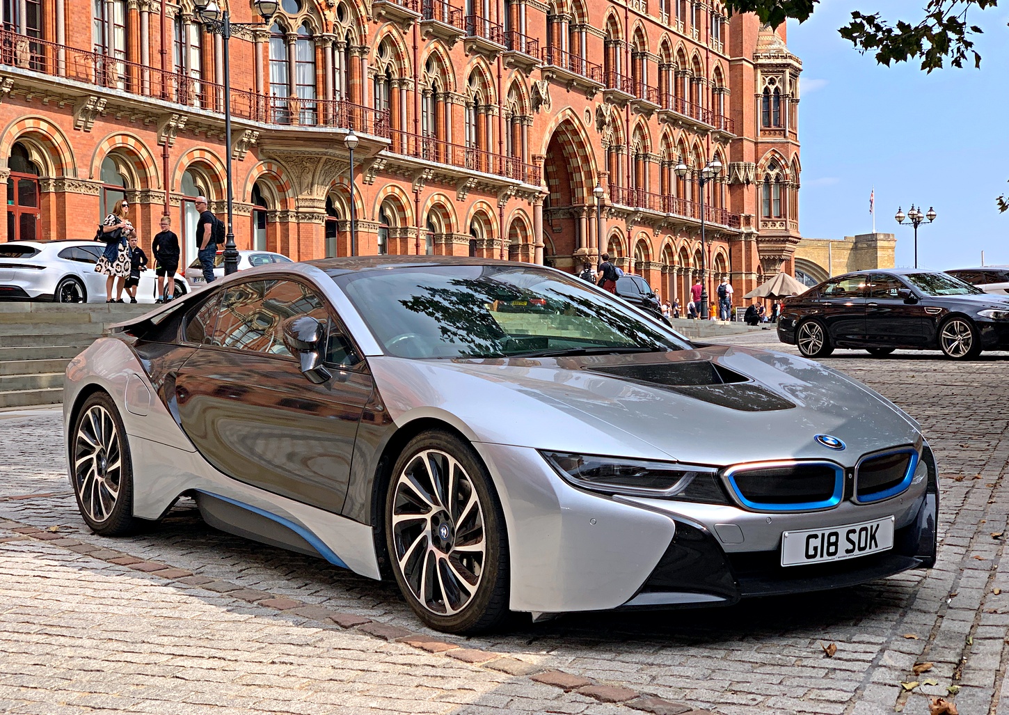 G18SOK, BMW i8 1st gen Coupé (I12), 2014–2020