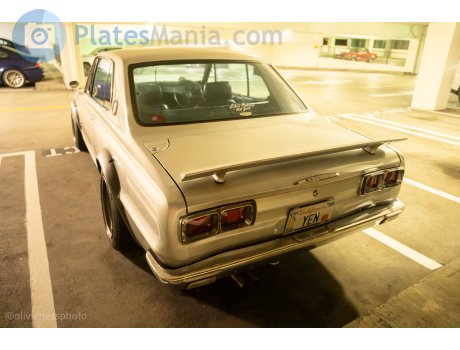 YEN, Nissan Skyline