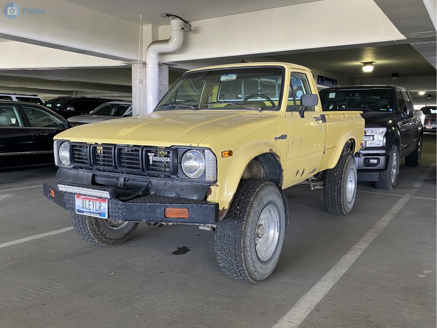 0LEYLR, Toyota Pickup 2nd gen (N30/N40), 1978–1983