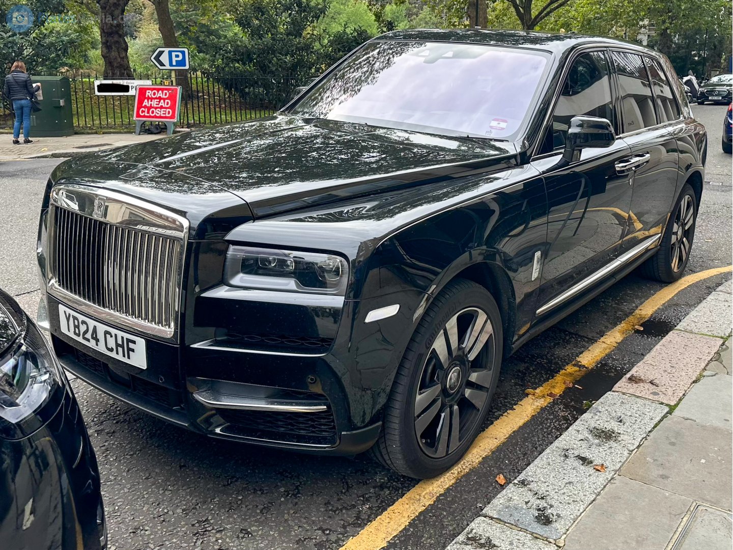 YB24CHF, Rolls-Royce Cullinan 1st gen (RR31), 2018–2024
