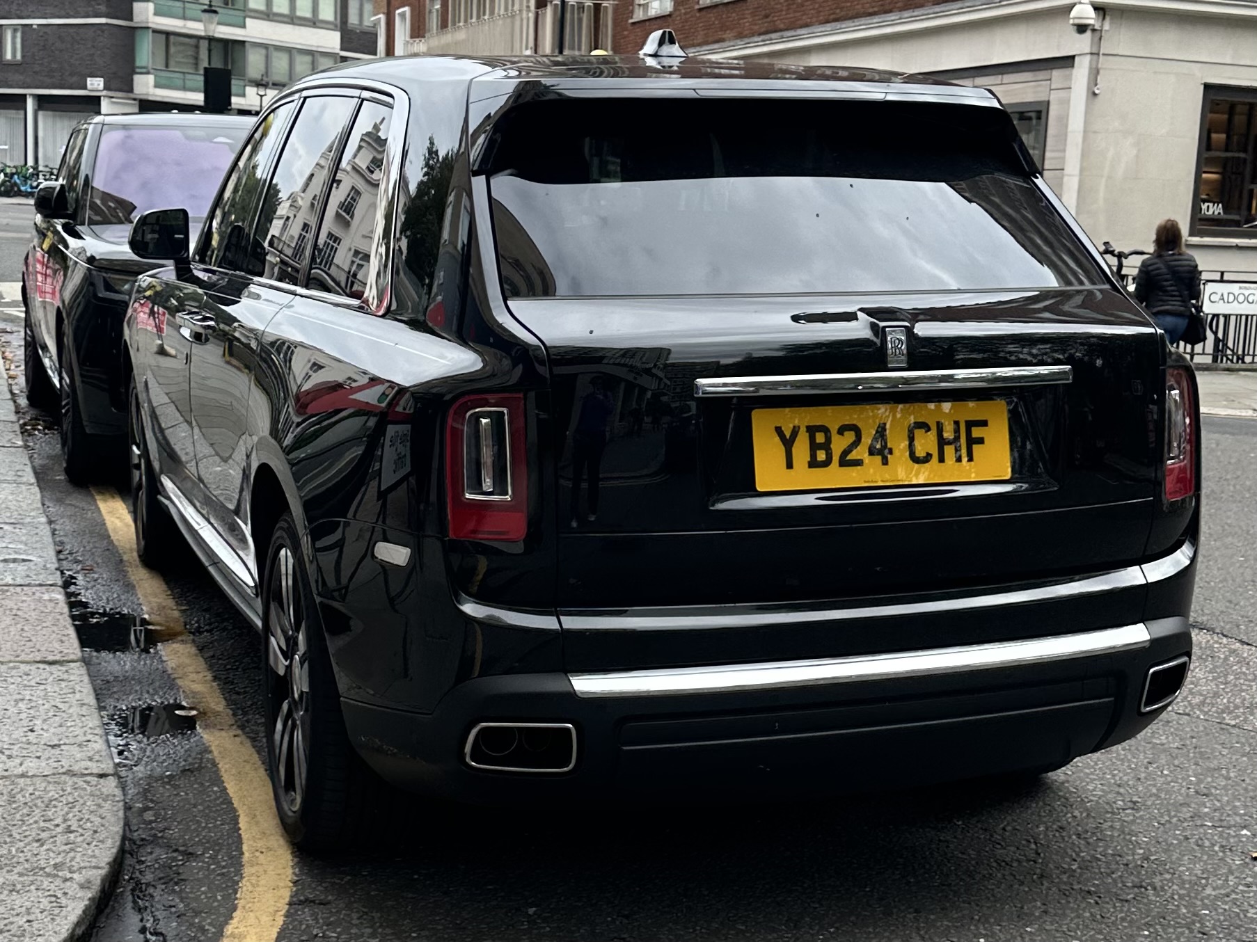 YB24CHF, Rolls-Royce Cullinan 1st gen (RR31), 2018–2024