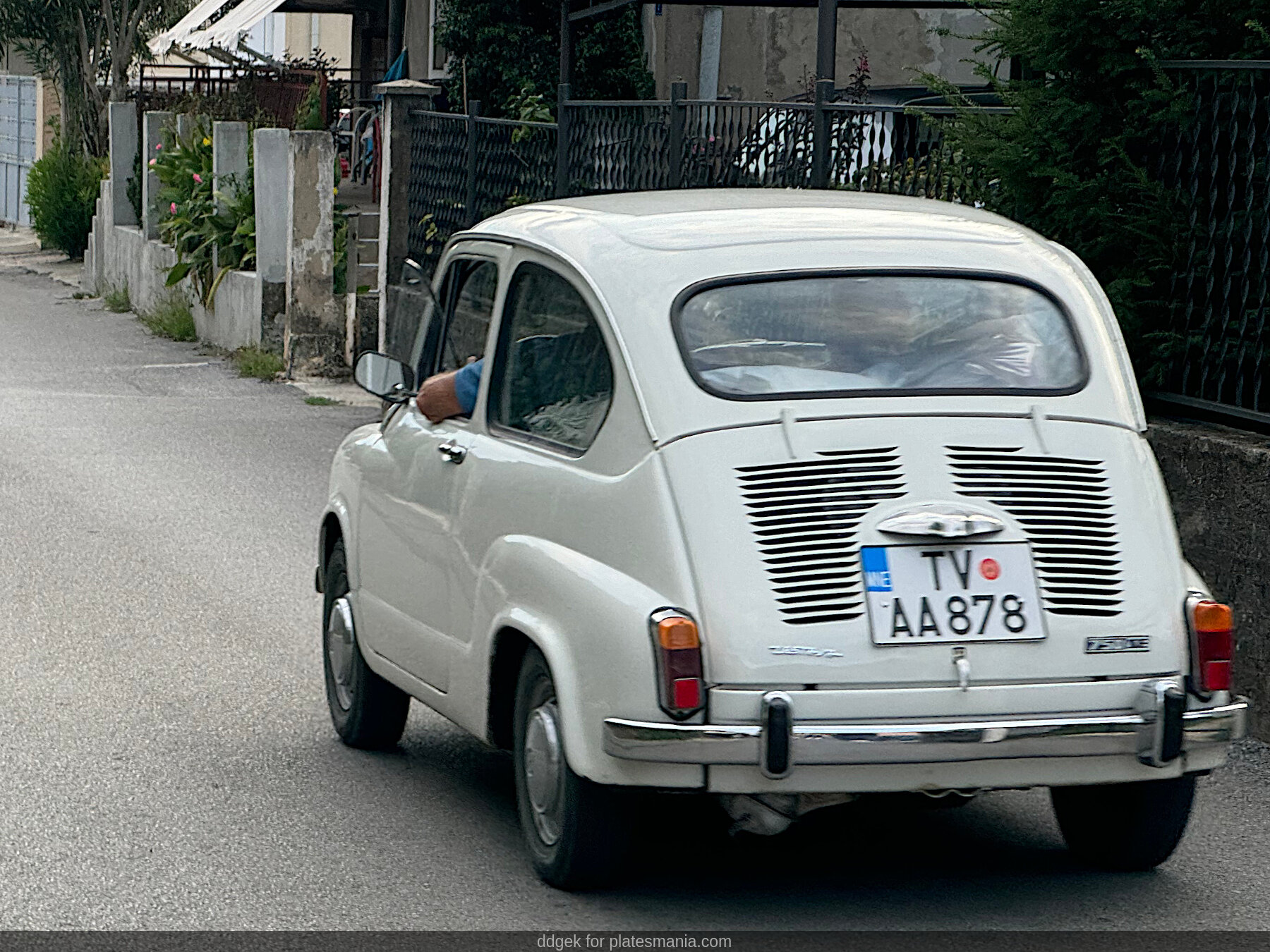 TV AA878, Zastava 750 750, 1955–1985