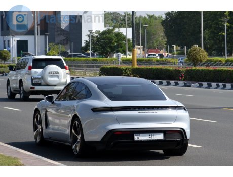 G 411, Porsche Taycan