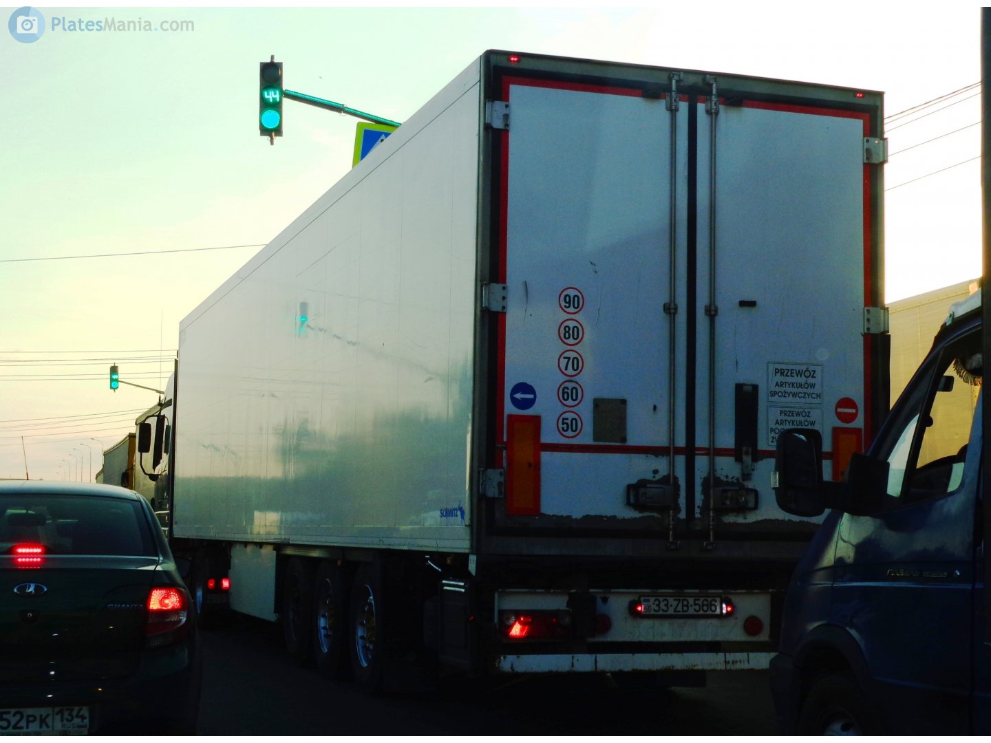 33 ZB 566, Schmitz SCS 