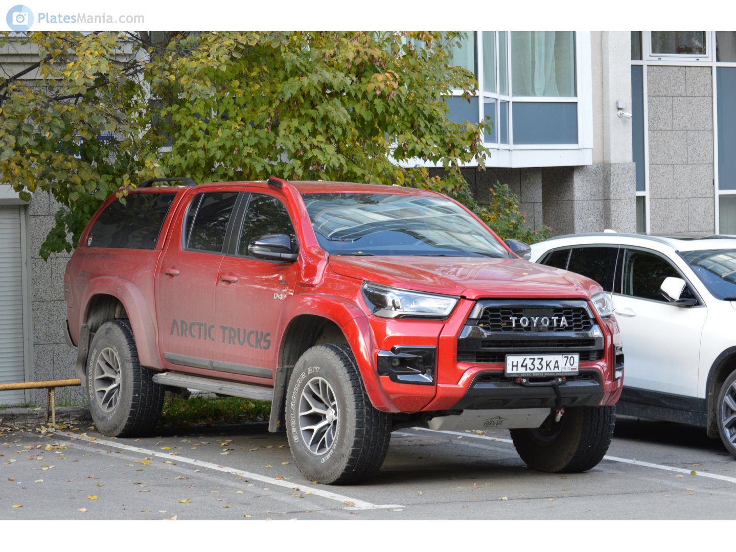 н 433 ка 70, Toyota Hilux 8th gen (AN120/AN130), 2015–