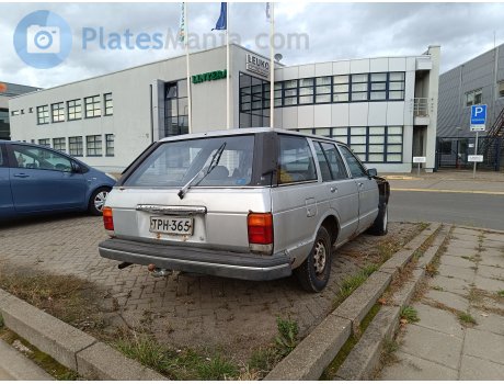 TPH-365, Datsun Bluebird