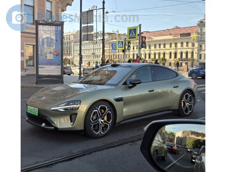 渝A·AX3025, Xiaomi SU7