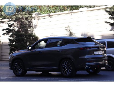 77 MU 767, Changan (Chana) UNI-Z