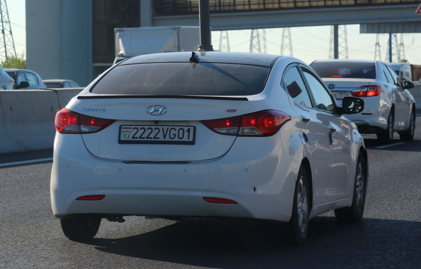 2222VG01, Hyundai Avante 