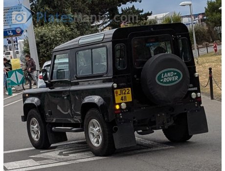 J122411, Land Rover Defender