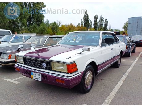 AA 1374 HO, Nissan Gloria