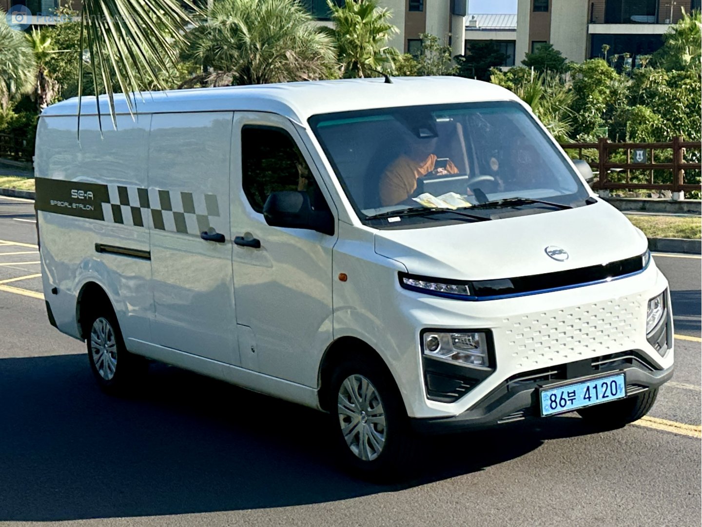 86부 4120, Farizon (Yuancheng) Xingxiang V 