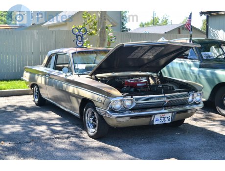 53CY8, Oldsmobile F-85