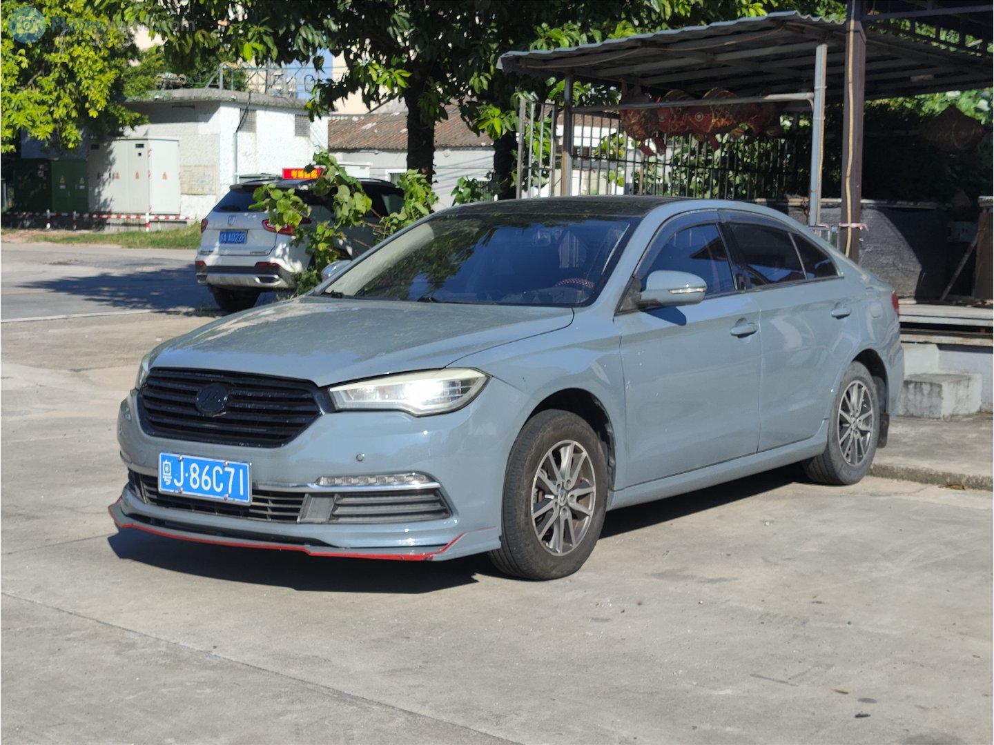 粤J·86C71, Lifan 820 