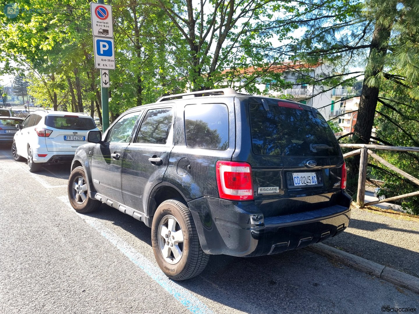 CD 0245 AG, Ford Escape 2nd gen (U377), 2007–2012