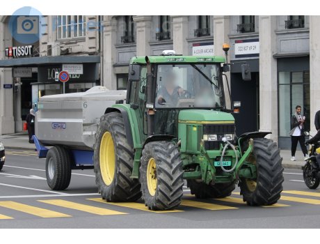 GE 441, John Deere 6000-Series