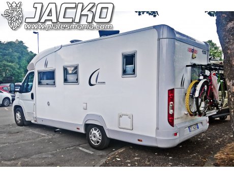 DT 946 YG, Caravans International Riviera