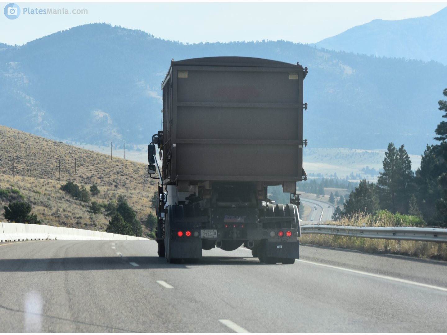 5-23730B, Freightliner Business Class 