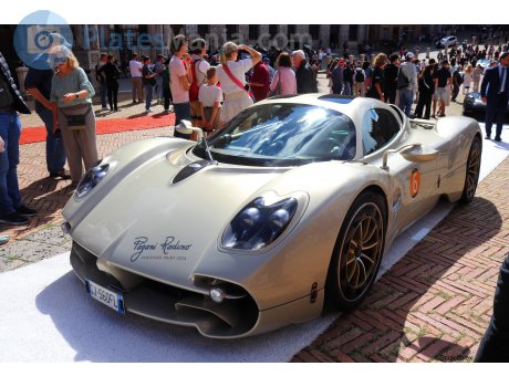 GJ 560 FL, Pagani Utopia