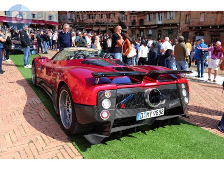 D MY 9888, Pagani Zonda