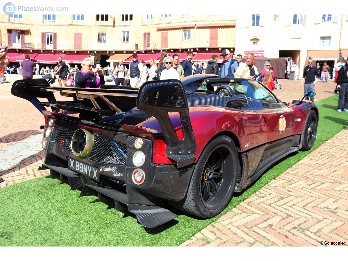 X88MYX, Pagani Zonda 