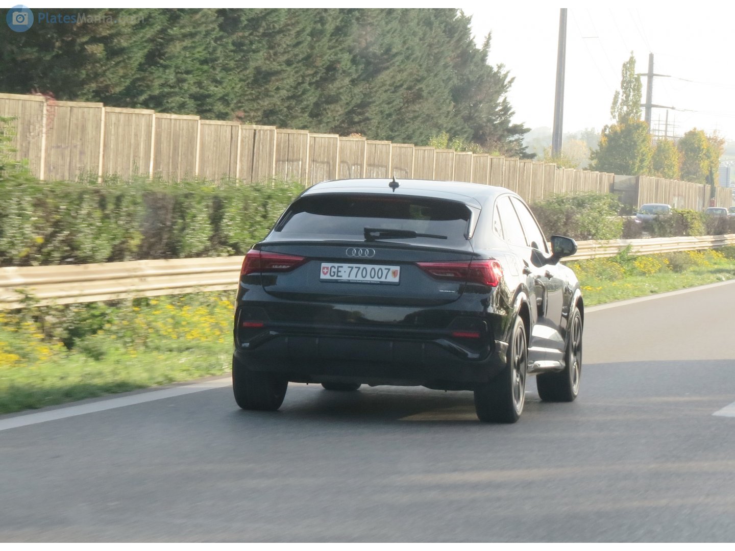 GE 770007, Audi Q3 2nd gen Sportback (F3N), 2019–