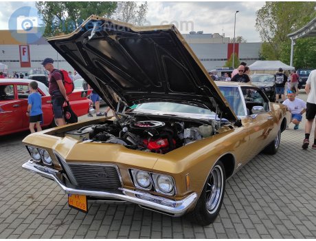 VK H 009, Buick Riviera