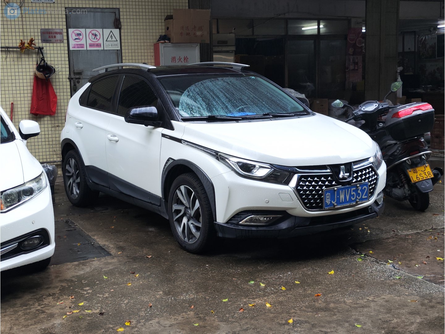 粤J·WV532, Luxgen U5 