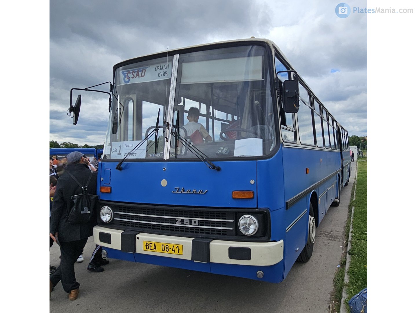 BEA 08-41, Ikarus 280 