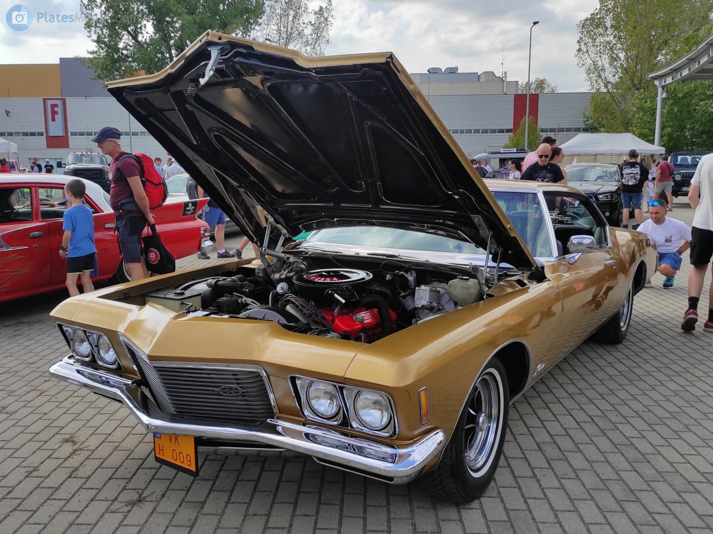 VK H 009, Buick Riviera 3rd gen 1971–1972 (49487; E-body), 1970–1972